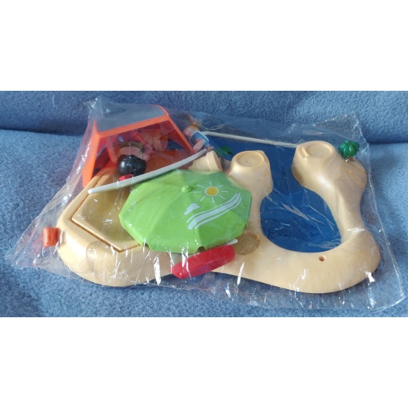 Vacanciers ?� la plage Playmobil